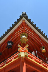 石清水八幡宮　回廊の釣り灯篭　京都府八幡市