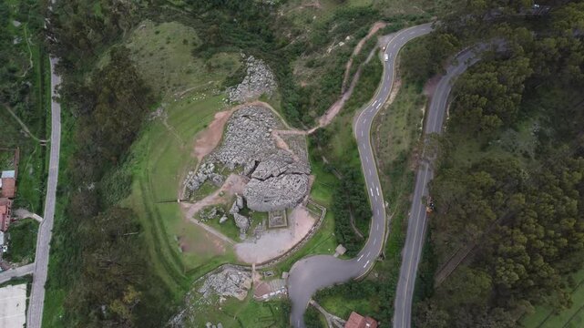 Q'enqo archaeological complex near cusco, peru, shows inca stonework