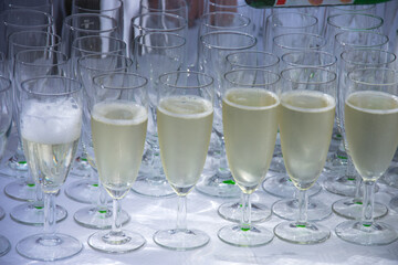 champagne glass with dry ice at wedding	
