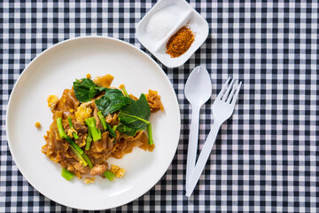 Stir fried soy sause noodles with pork
