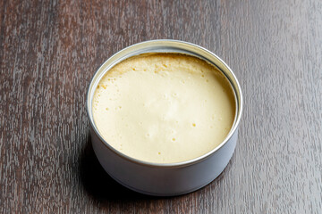 チーズケーキの缶詰