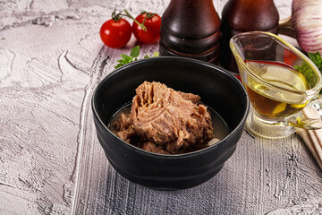 Canned tuna preserve for salad