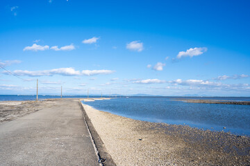 太良町の海中道路の風景