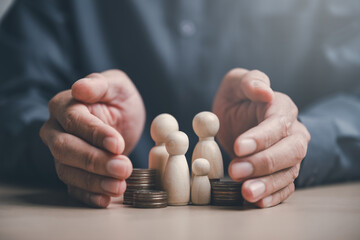 Family insurance plan protect. Help medicine protection. Father mother children insurance.