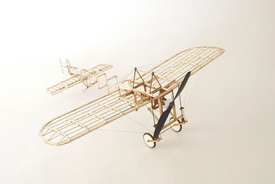avion en bois Louis Bl&eacute;riot - Le Bl&eacute;riot type XI