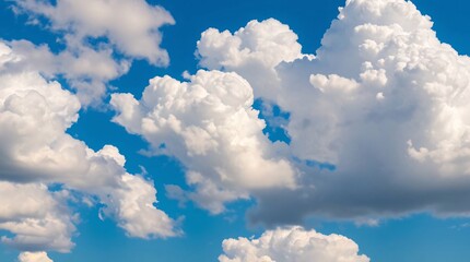 Obraz premium Vibrant Blue Sky with Fluffy Cumulus Clouds