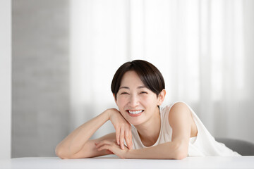 Fototapeta premium ミドル女性 ビューティー スキンケア