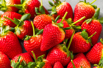 Organic Raw Red Long Stem Strawberries