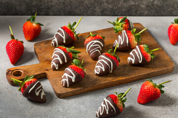 Homemade Chocolate Covered Strawberries