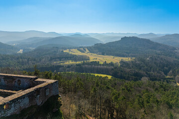 BURGRUINE LINDELBRUNN BEI VORDERWEIDENTHAL / Pfälzerwald / Drohnenaufnahmen