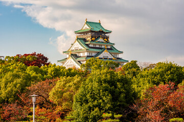 Fototapeta premium Osaka Castle at sunset, Japan