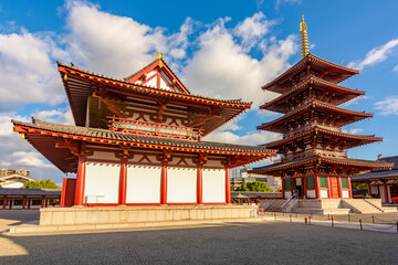 Fototapeta premium Shitennoji temple founded in 6th century (oldest Buddhist temple in Japan), Osaka, Japan