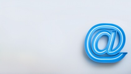 Obraz premium 블루 네온 스타일의 '@' 기호가 빛나는 배경화면