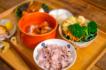 日本の家庭的な夕食