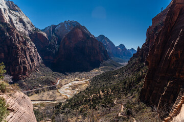 Fototapeta premium Scenic lookout in Zion National Park from Angels Landing with sunny clear sky