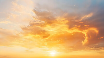 Obraz premium Golden Hour Sunset with Orange and Yellow Cloudscape and Sunlight