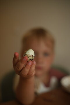 little boy with easter egg