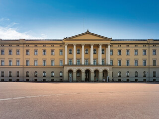 Obraz premium The Royal Palace in Oslo, the Official Residence of the Norwegian Royal Family