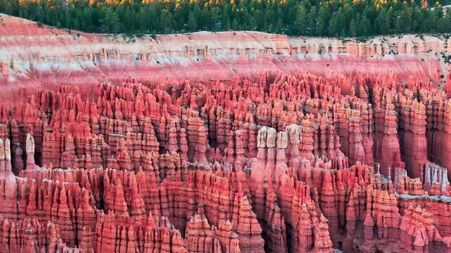 Bryce Canyon National Park in Utah viewed from Bryce point. Bryce Canyon is a collection of giant natural amphitheaters along the eastern side of the Paunsaugunt Plateau