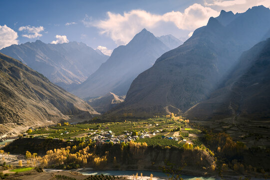 Mountain landscape in the morning. Miyar Valley is a remote and scenic valley in the Western Himalayas, Himachal Pradesh, India. It's part of the Lahaul Range, between Pir Panjal and Zansakar.