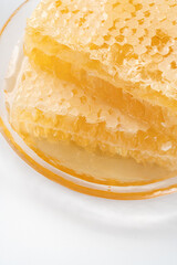 黄金のコームハニーのクローズアップ