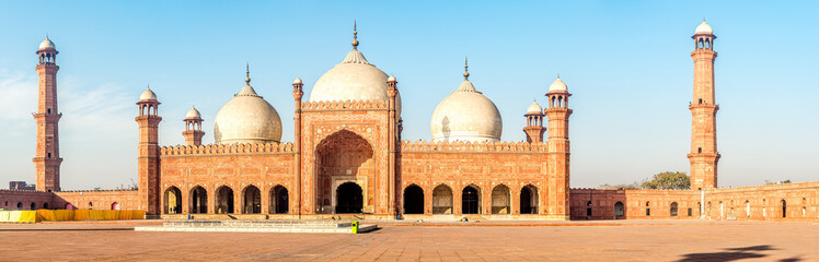 Panoramic view at the Badshahi Mosque in Lahore - Pakistan