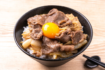 すき煮丼（すき焼き丼）