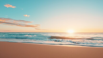 Obraz premium Vibrant Beach Sunset with Glowing Waves on a Summer Evening