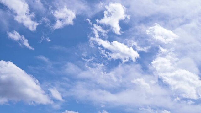 Bblue sky with motion clouds