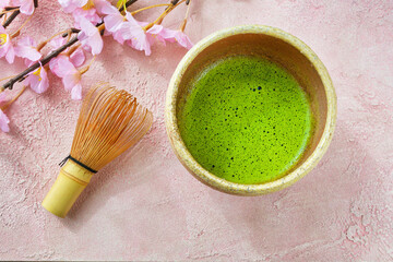 日本の茶道　茶碗と抹茶と茶筅  ...