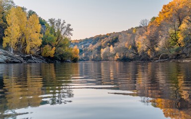 Mississippi River, Autumn River Reflections in Canyon