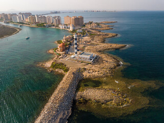Faro de El Estacio en la Manga del Mar Menor, Murcia, España