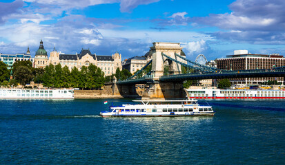 Obraz premium Beautiful capital of Hungary - Budapest. View of downtown with Chain bridge across the Danube river. Cityscape scenery, urban landscape