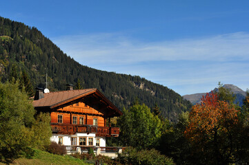 Fototapeta premium Mountain farm in South Tyrol