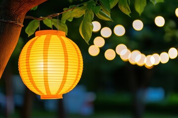 Obraz premium Glowing Lanterns Illuminate Street Market with Festive Decorations at Night