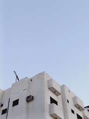 Riyadh, Saudi Arabia – March 2025: A stunning building in Saudi Arabia, showcasing a blend of modern and traditional Middle Eastern architecture. The structure features intricate geometric patterns, g