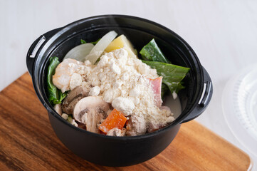 シチューの具材に入れた粉末ルー