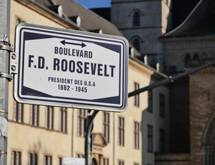 Fototapeta premium Franklin D. Roosevelt Boulevard street sign in Luxembourg City