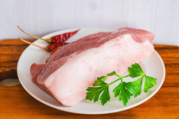 豚ロース肉　脂身