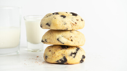 chocolate chunk chip cookies look delicious 