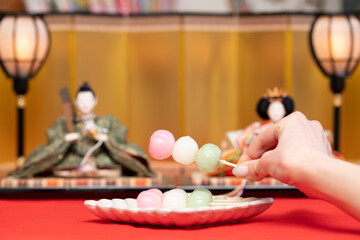 雛人形とお団子
