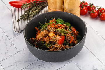 Gourmet shredded meat with vegetables