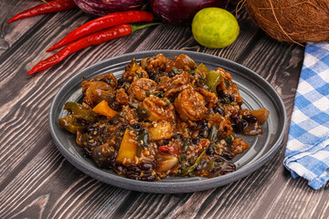 Squid with vegetables in oyser sauce