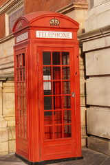 Budka telefoniczna - obrazy, fototapety, plakaty