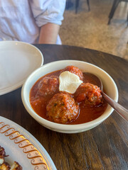 Meatballs in tomato sauce