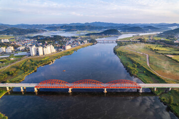 충남 부여군 부여읍 백마강의 여름