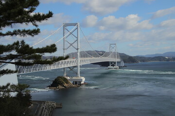 Obraz premium bridge over the river