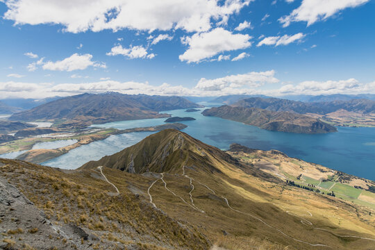 Stunning Ridgeline and Lake Wanaka View from Roy's Peak, New Zealand