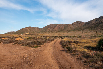 Radweg im Naturpark Cabo de Gata-Nijar nahe Las Salinas, Provinz Almería, Andalusien, Spanien