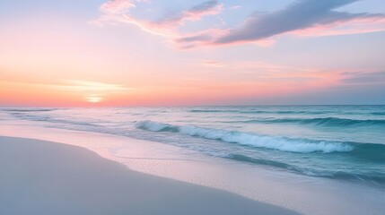 Obraz premium Pastel Sky Meets Tranquil Ocean: A Serene Beach Scene at Sunrise or Sunset on the Shoreline